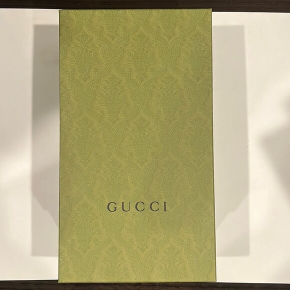 Brand new Gucci slippers with box - Picture 2 of 8